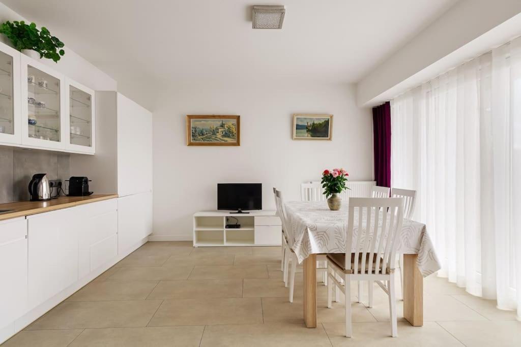 Appartement Chic Et Moderne Posen Exterior foto