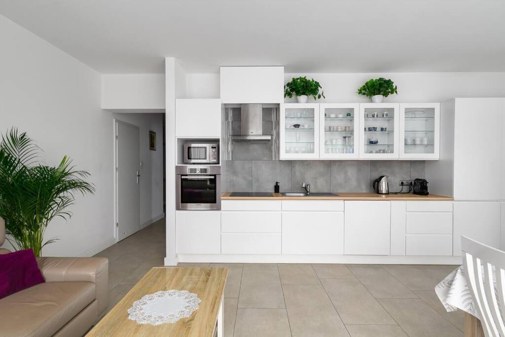 Appartement Chic Et Moderne Posen Exterior foto